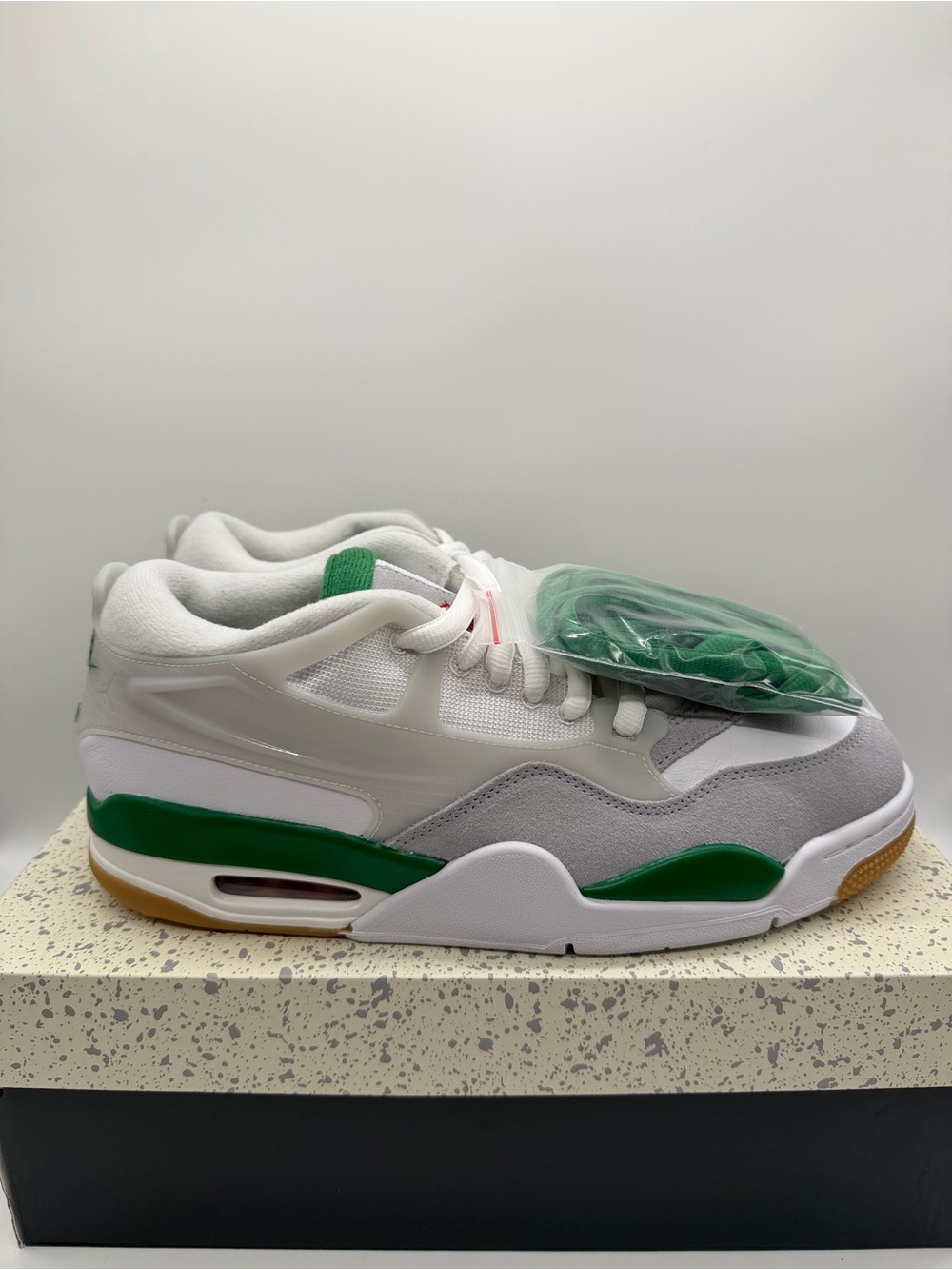 Nike Air Jordan 4 RM White Pine Green FQ7939-103 Men’s Size 10